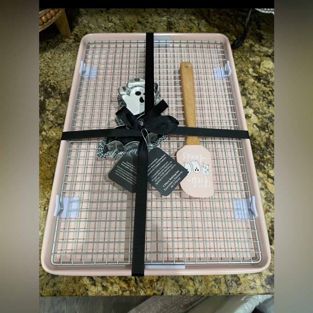 Bakeshop by Masterclass Pink Speckled Baking Sheet BOO - spatula & cookie cutter